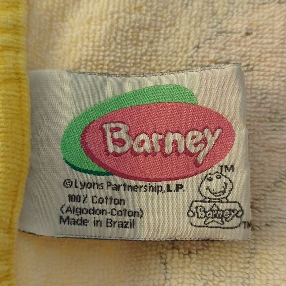 Barney 1998 vintage beach towel - Picture 2 of 6
